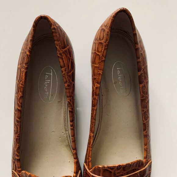 Talbots Crocodile Print Slip On Loafer Flats - Picture 3 of 4